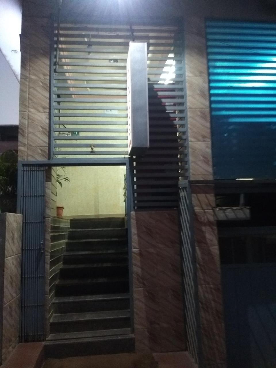 Apoorva Residency Bangalore Exterior photo